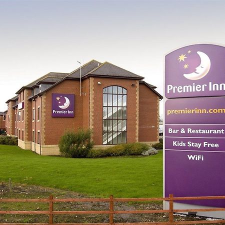 Premier Inn Blackpool East Exterior photo